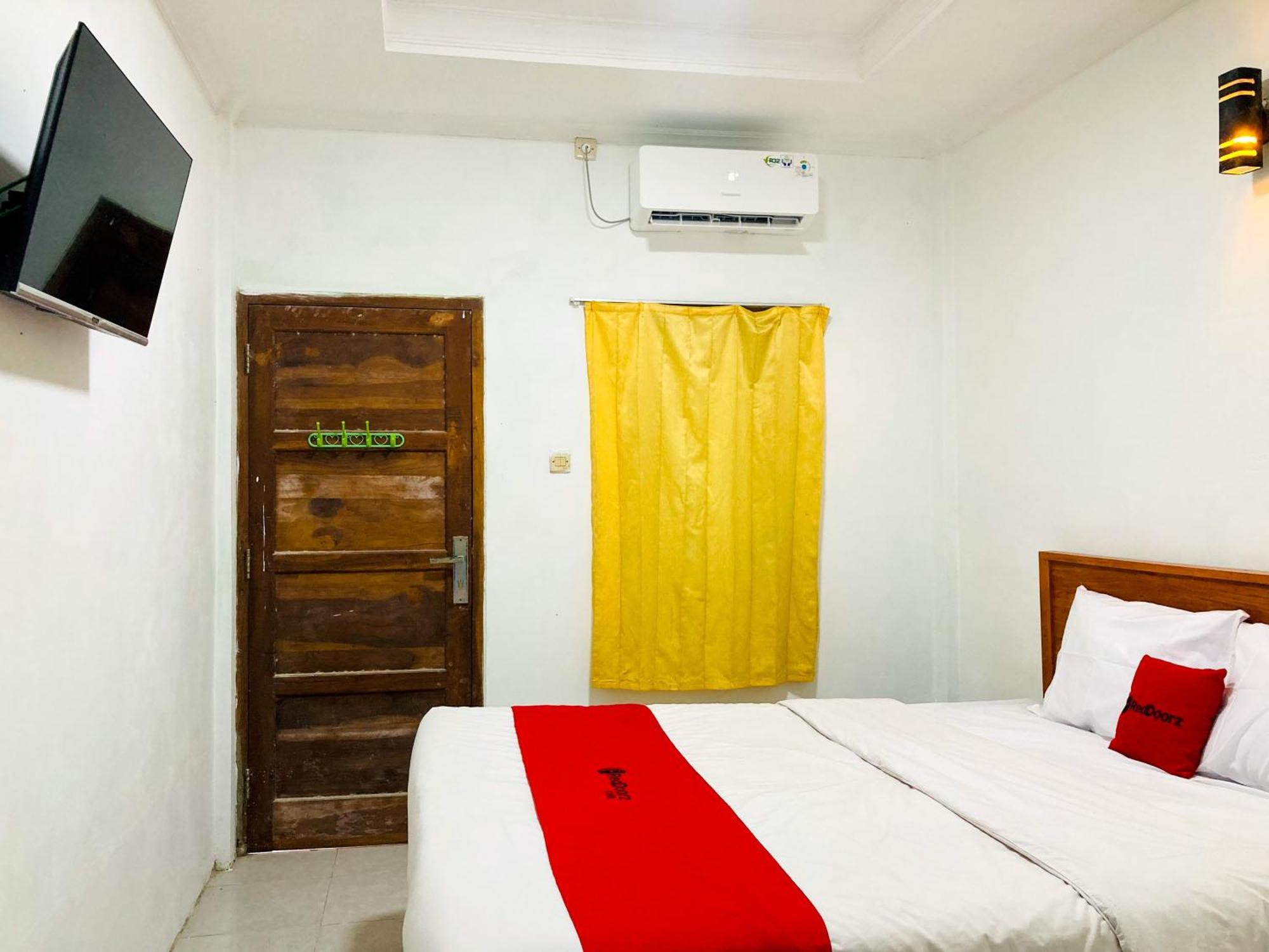 Отель Reddoorz Syariah Near Umy Yogyakarta 2 Ngabean Экстерьер фото
